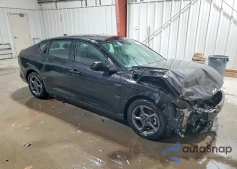 2025 Kia K4 Lx из США, поврежденный, VIN 3KPFT4DE2SE117393